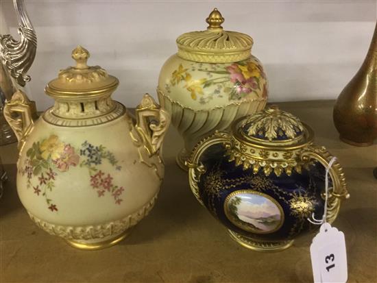 2 Worcester lidded pots & Coalport lidded pot